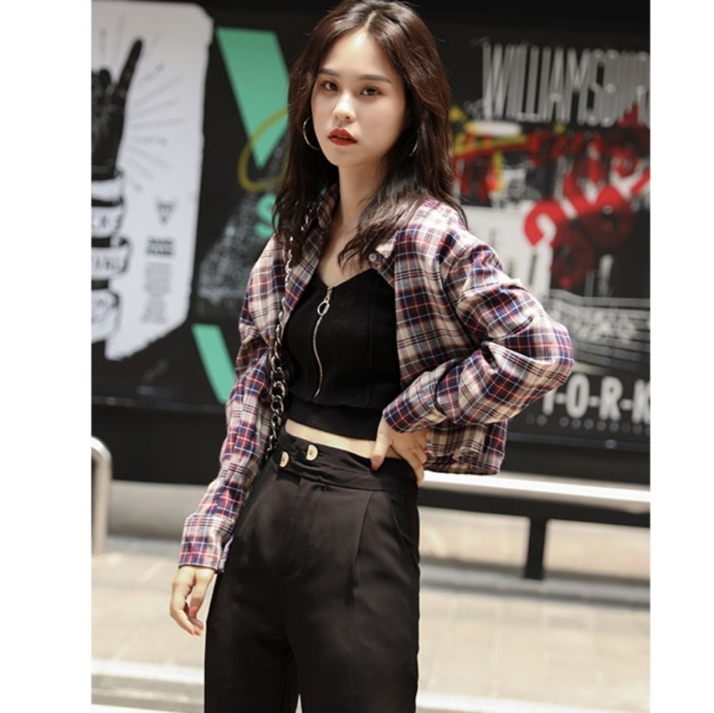 WOMENS BLACK CROP TOP - Picture 3 of 11